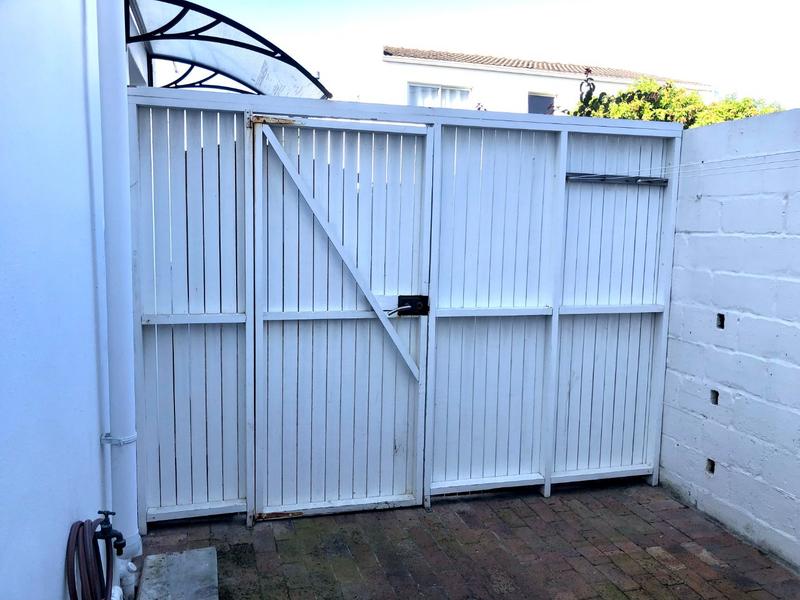 To Let 1 Bedroom Property for Rent in Marina Da Gama Western Cape
